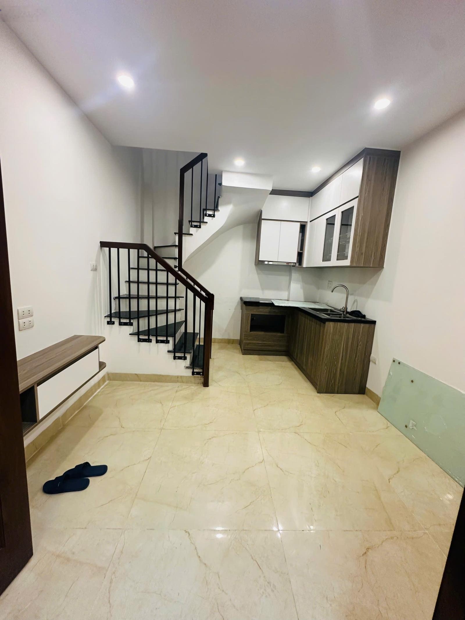 Nhà 6 tỷ quận trung tâm hà nội tin được không?