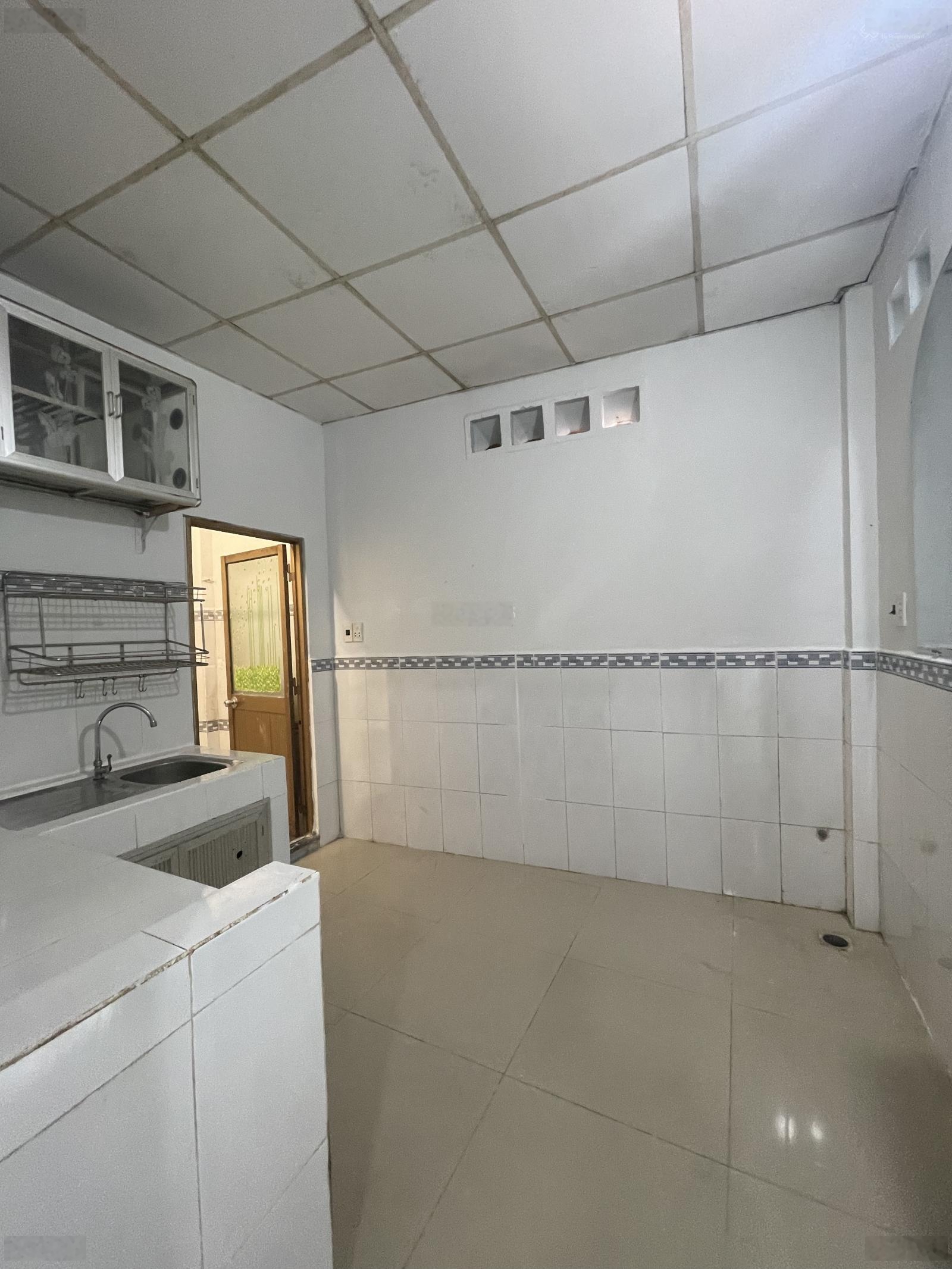 Nhà cấp 4 59m2 ngay nhà thờ Fatima, Đại Học Luật sổ hồng sát cầu Bình Triệu ưu tiên lâu dài