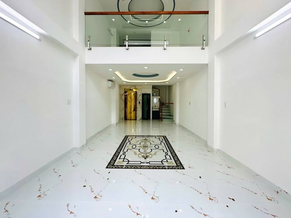 Bán tòa nhà 6 tầng mặt tiền đường Huỳnh Khương A, Gò Vấp, diện tích 56m2, giá 15,5 tỷ