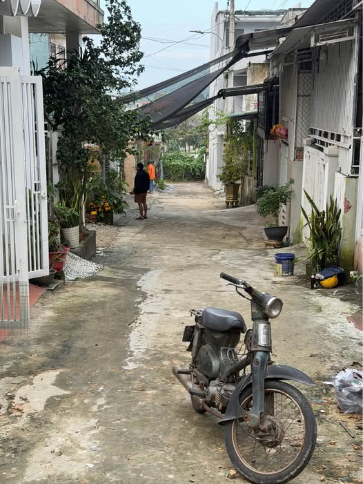 Nhà 2 tầng kiệt rộng, gần chợ An Tây và Đại học Huế - Giá sốc