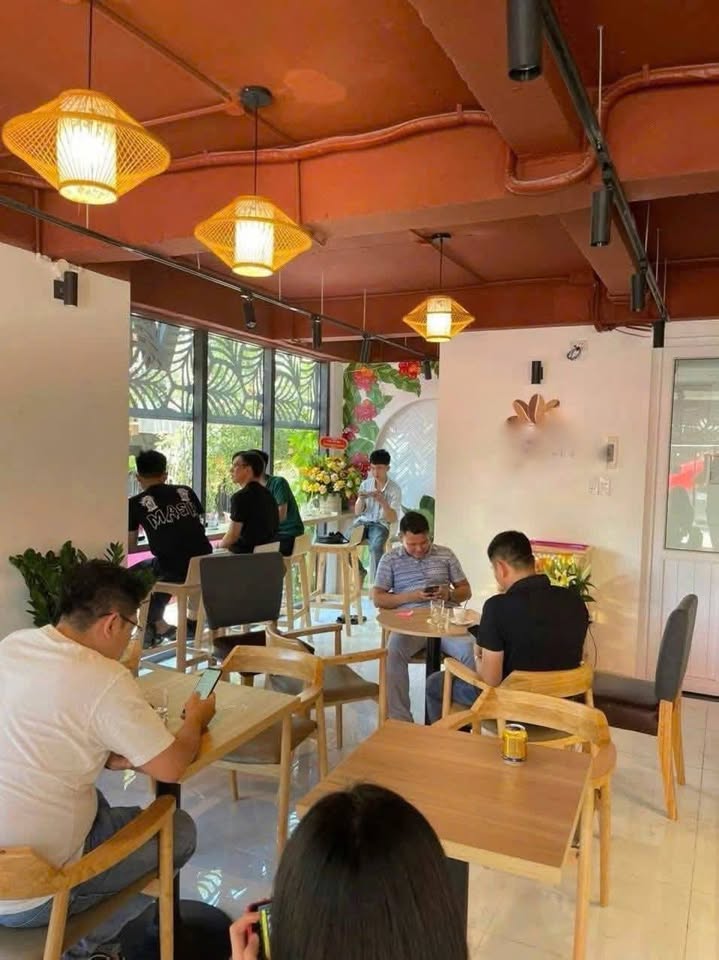 Tìm đâu ra lô góc 2 mặt tiền xịn sò tại Hòa Cường Bắc, Đà Nẵng mà giá chỉ 15 triệu/tháng