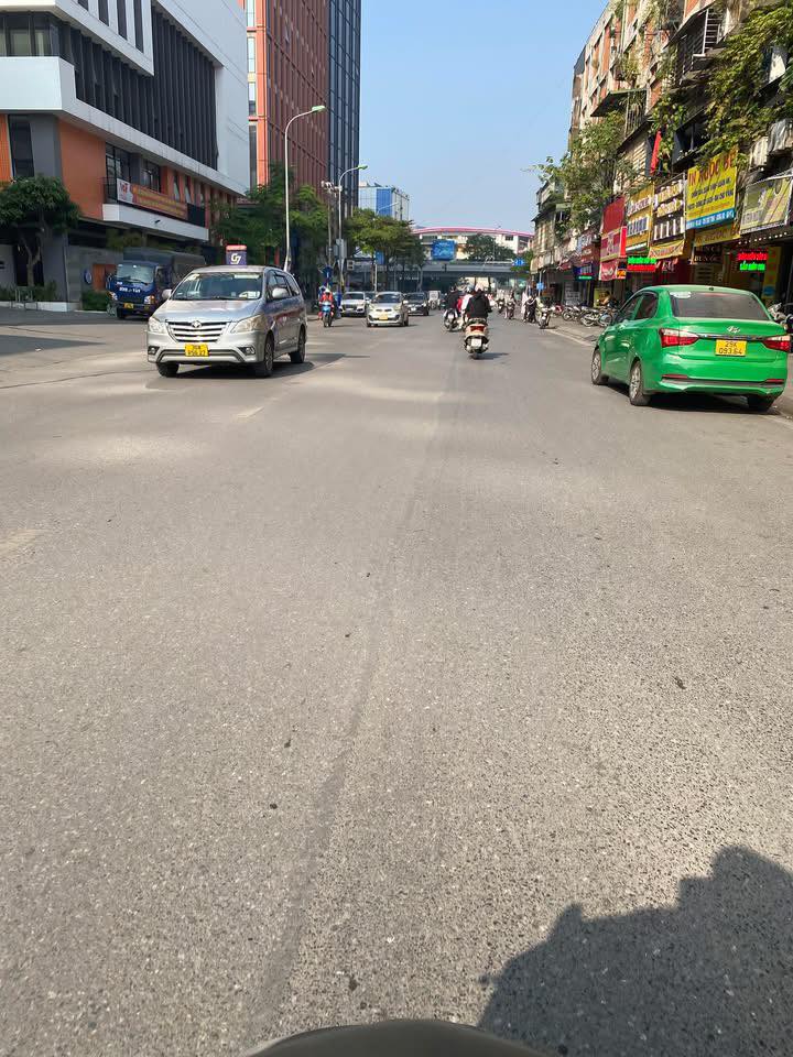 Nhà phố Trường Chinh, Đống Đa - kinh doanh, ô tô, 45m2 x 4 tầng, 11,2 tỷ