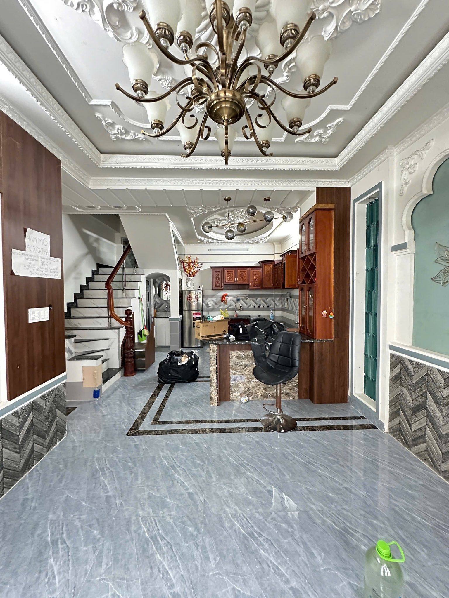 Cho thuê nhà 3 lầu, 3 phòng ngủ, hẻm 567 Trần Nam Phú, Cần Thơ - 10 triệu/tháng