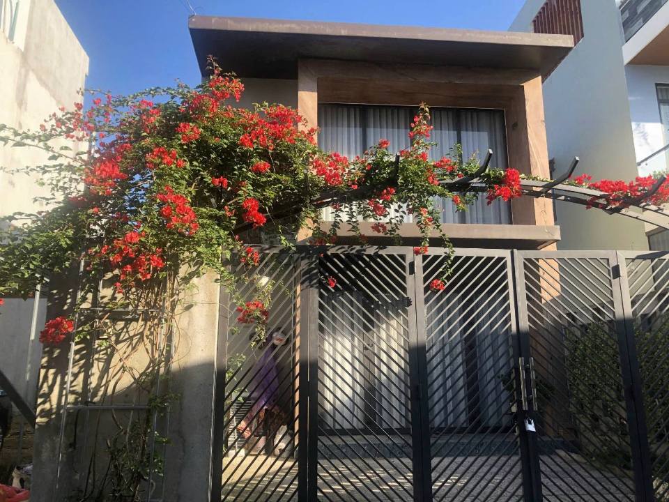 Nhà phố nằm trong hẻm An Dương Vương, cách trục chính 20m