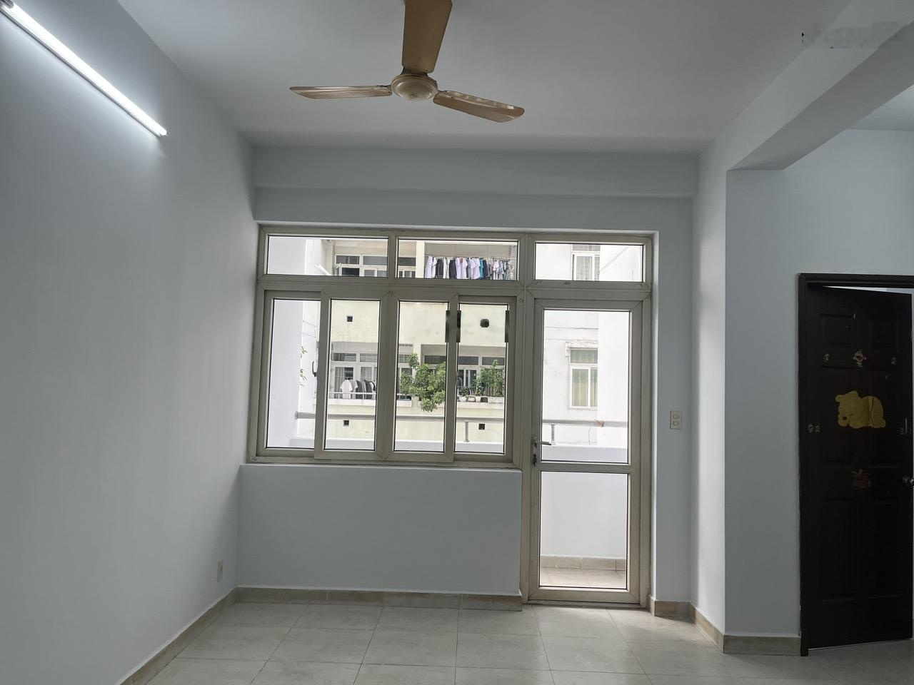 Cho thuê chcc nhất lan 2 -ds54a , 2pn trống 6 tr500 , vô ở liền