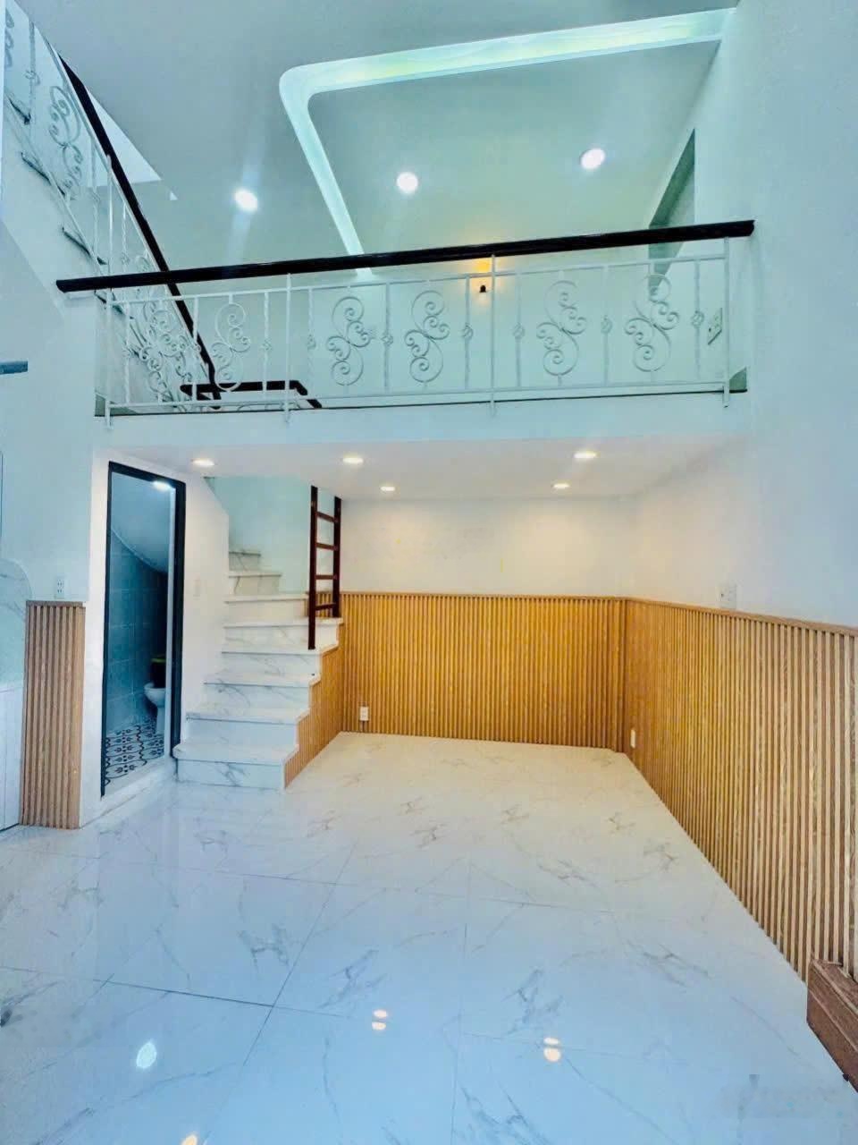 Bán nhà riêng đẹp tại KCN Tân Tạo, 810 triệu 3PN, 3WC. Giảm ngay 100tr khi giao dịch nhanh