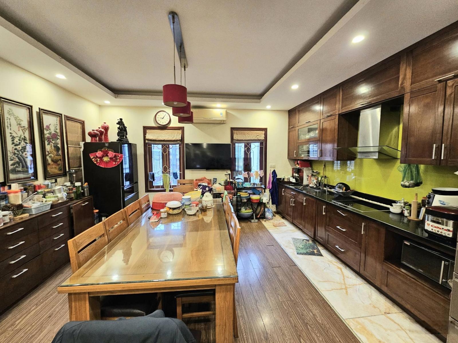 Bán Nhà Phân Lô Phố Ngọc Khánh - 3 Mặt Thoáng - 85m2x5T.