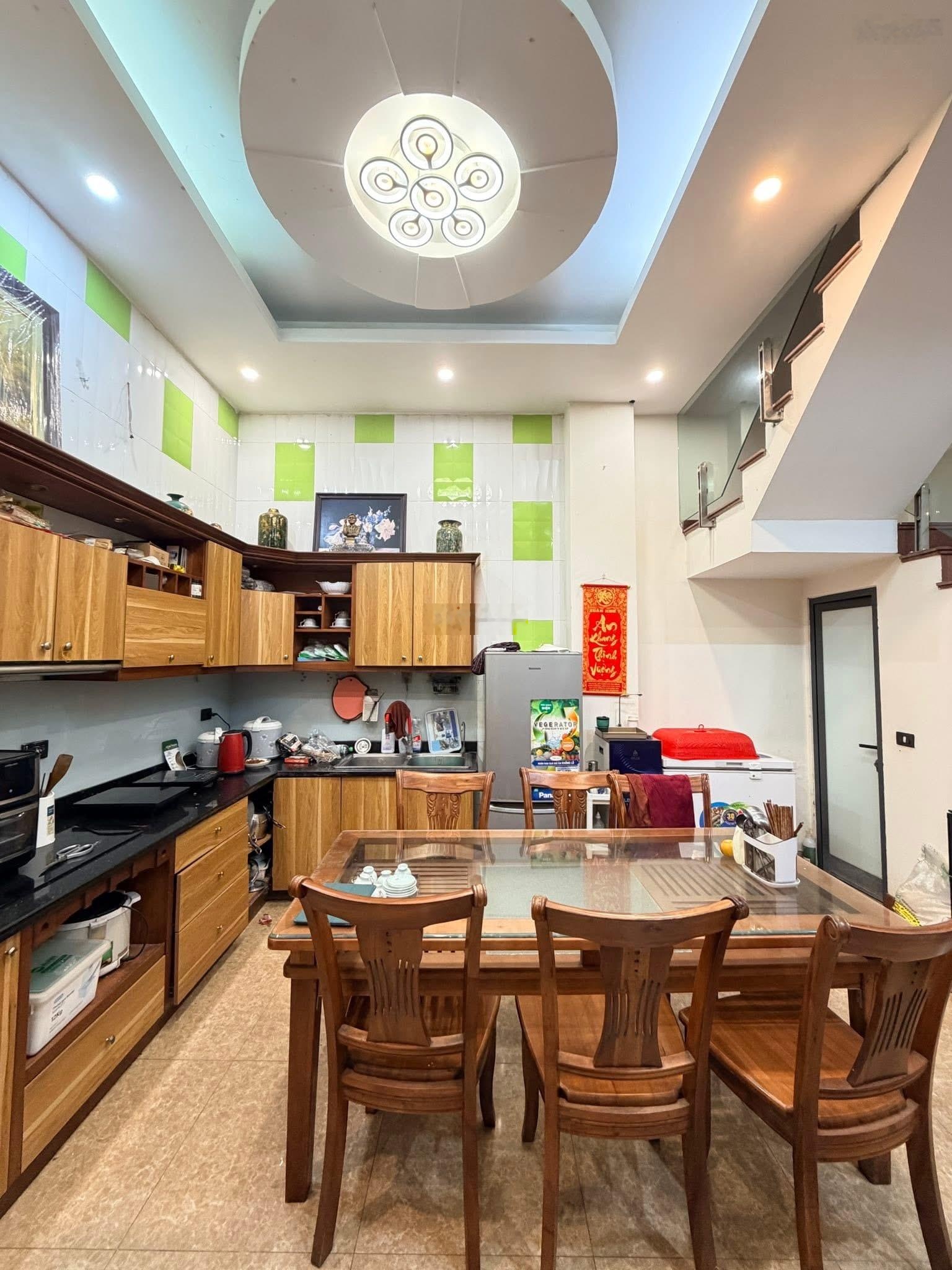 Trung tâm ba đình, diện tích 48m2 x 4 tầng - mt 5,2m / 14,8 tỷ