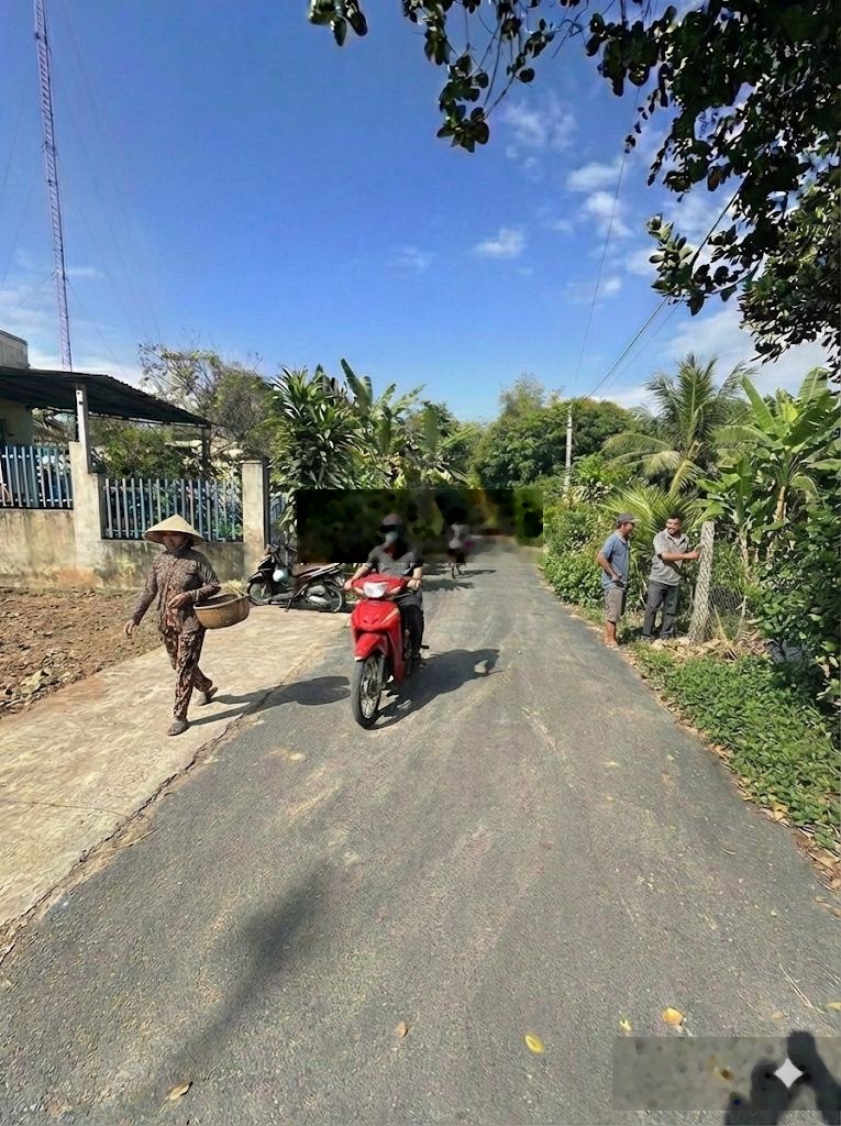 Bán đất Nhuận Đức Củ Chi 5x25m full thổ cư giá nhỉnh hơn 900 triệu có hỗ trợ vay ngân hàng