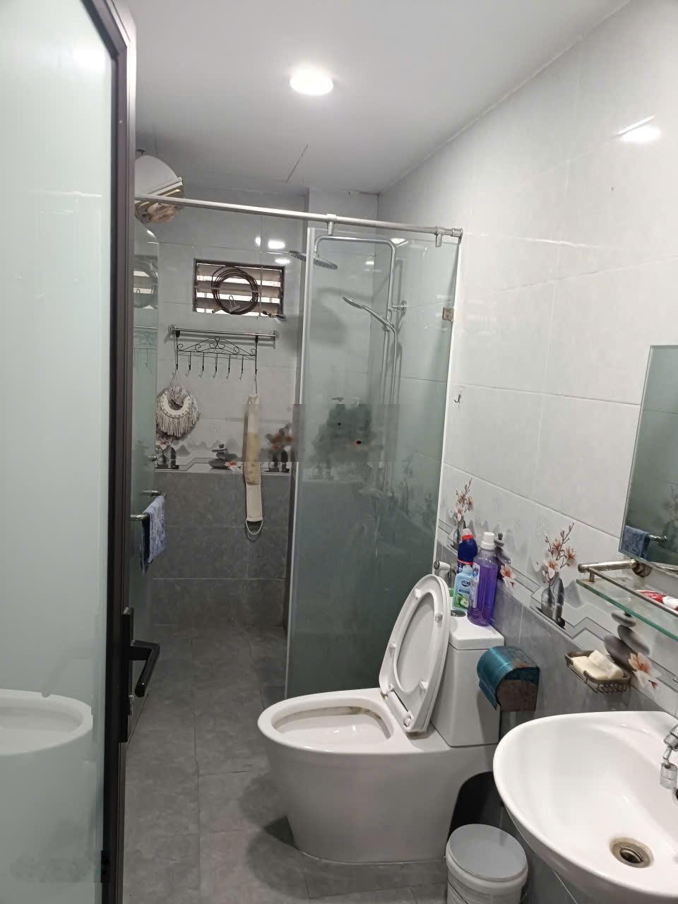 Bán gấp nhà riêng 60m2 tại Cộng Hòa, Hữu Hòa, Thanh Trì, HN, giá cực chất 2,4 tỷ