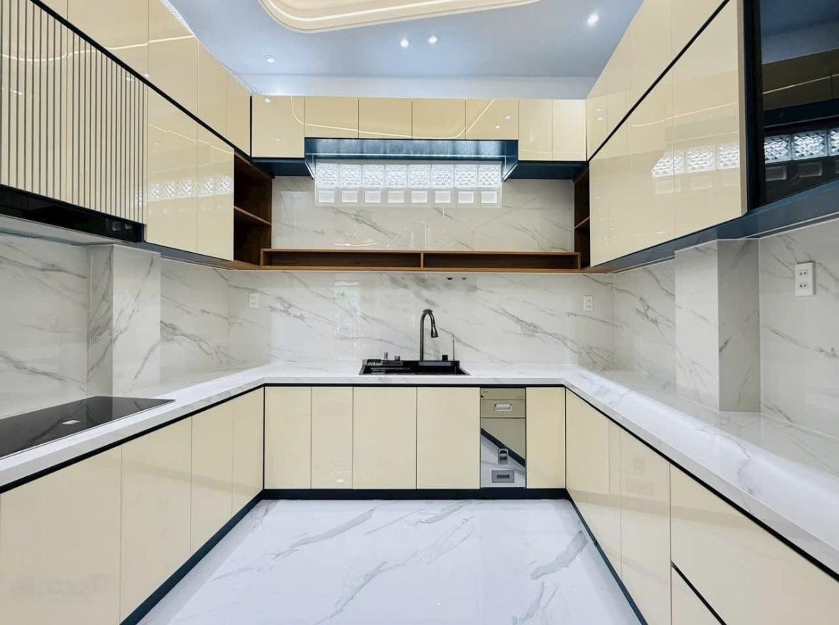 Chủ Nhà Kẹt Tiền Bán Lỗ Nhà 2 Tầng Xô Viết Nghệ Tĩnh - Gần Bến Xe Miền Đông. DT: 46,3m2. Giá 1tỷ690