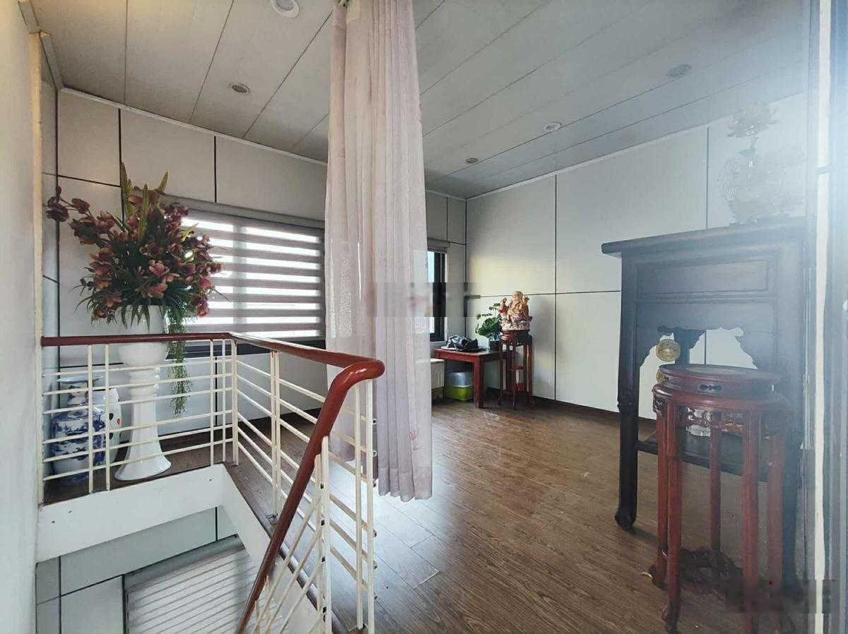 Kim Mã - gần phố - Ba Đình - ngõ thông tứ phía - full nội thất 56m2 - 4 tầng - MT 3.9m giá 9.95tỷ