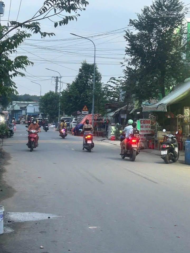 Bán dãy trọ 15 phòng ngay cầu vượt Củ Chi, 383m2 SHR, Đường nhựa oto, giá chỉ 1.3 tỷ