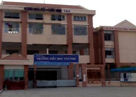 Tôi bán nhà 150m2 đường Nguyễn Thị Lắng xã Tân Phú Trung Củ Chi giá 1tỷ550 sổ hồng riêng