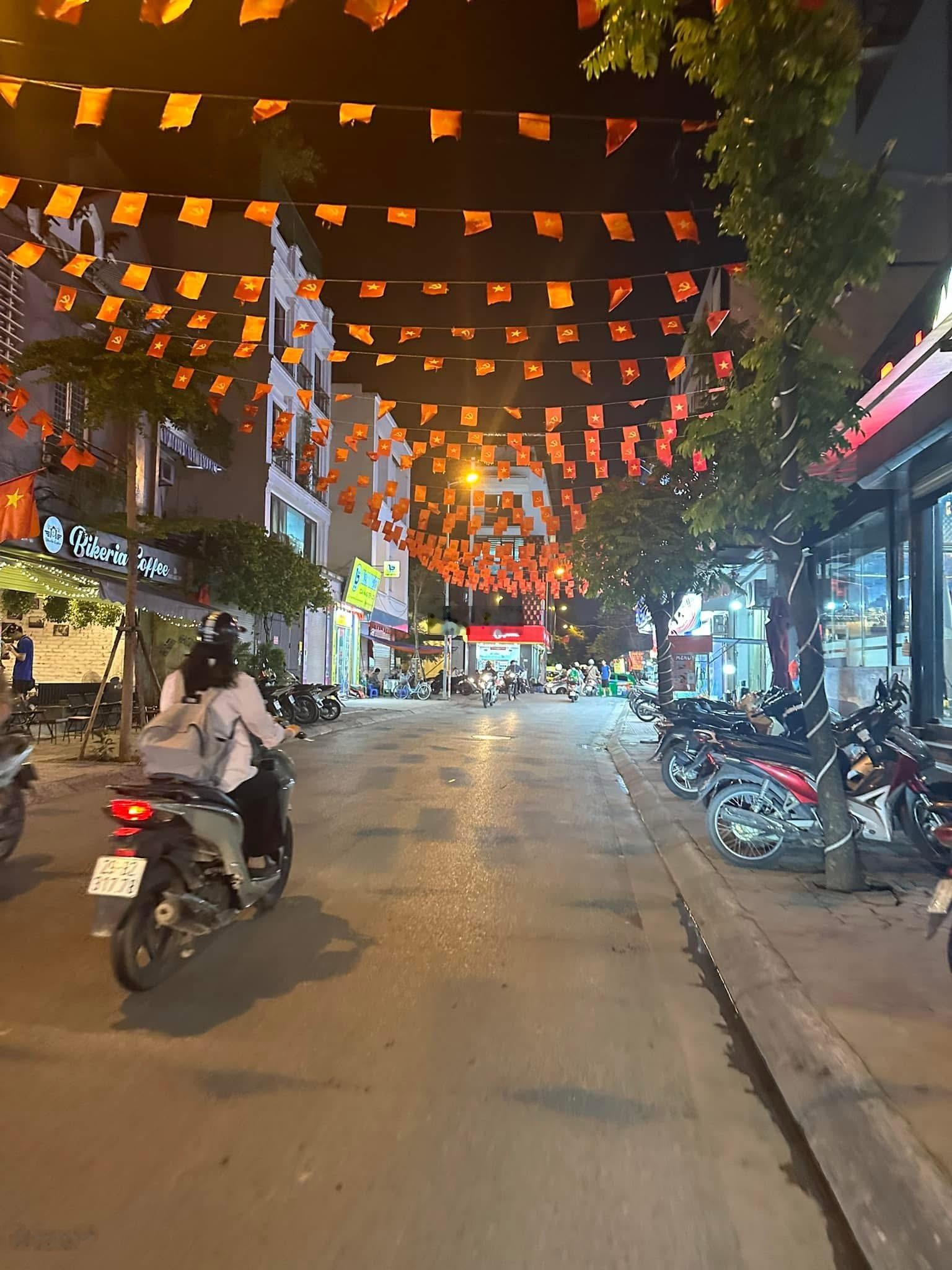 Sang xịn!! bán gấp nhà chính chủ khu phân lô oto tránh phố liễu giai ba đình 48m 6 tầng nhỉnh 25 tỷ