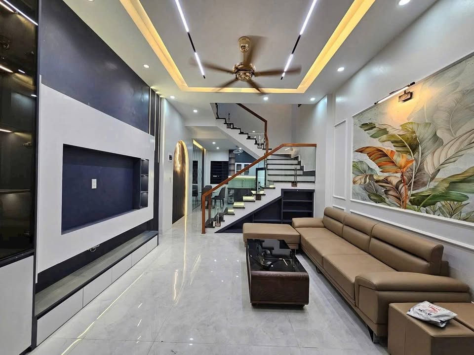 Siêu phẩm nhà 4.5 tầng thang máy vừa hoàn thiện tại khu đô thị An Phú, Hải Dương