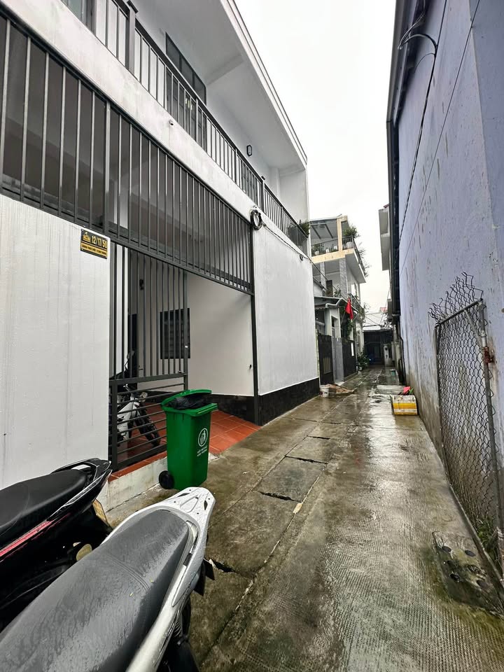 Nhà cấp 4 xinh xinh, giá 1,6 tỷ, chốt ngay kẻo lỡ