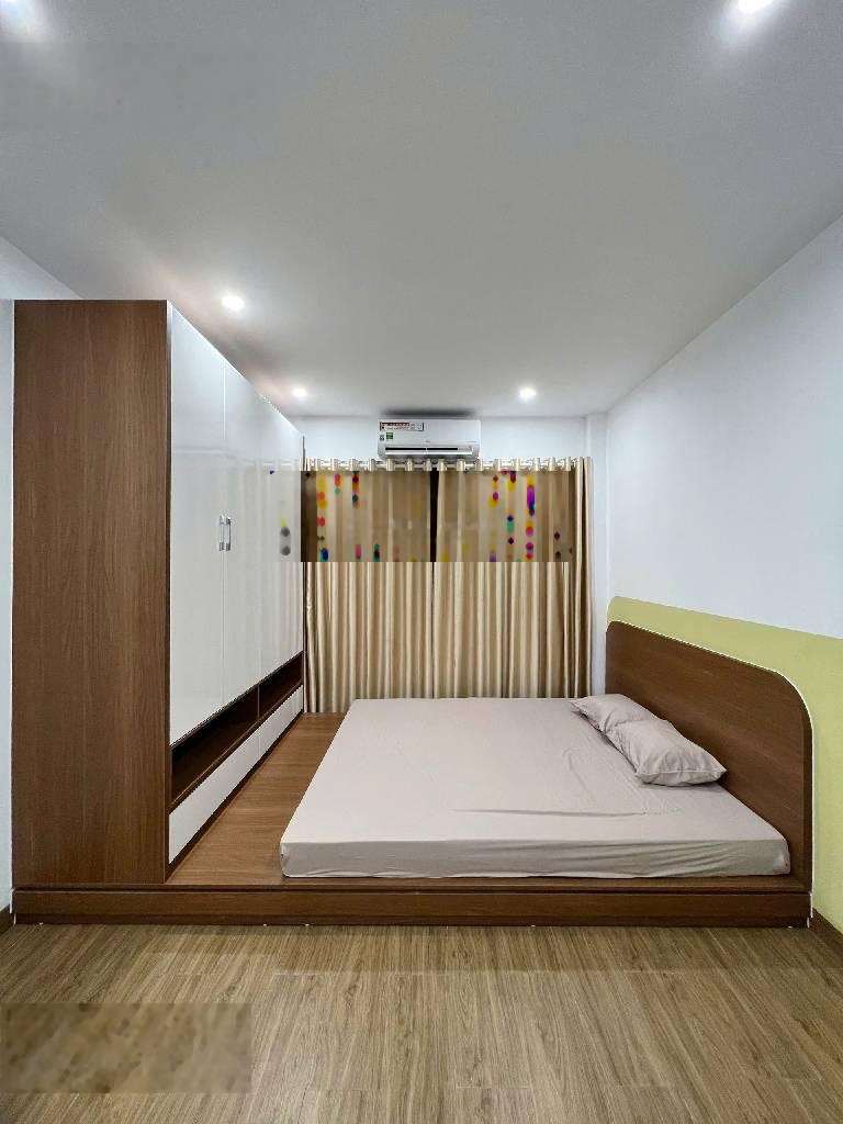 KHÔNG QUA SÀN bán nhà mặt phố Giang Văn Minh Ba Bình 117m2 kinh doanh tấp nập 63,7 ty 0974951608