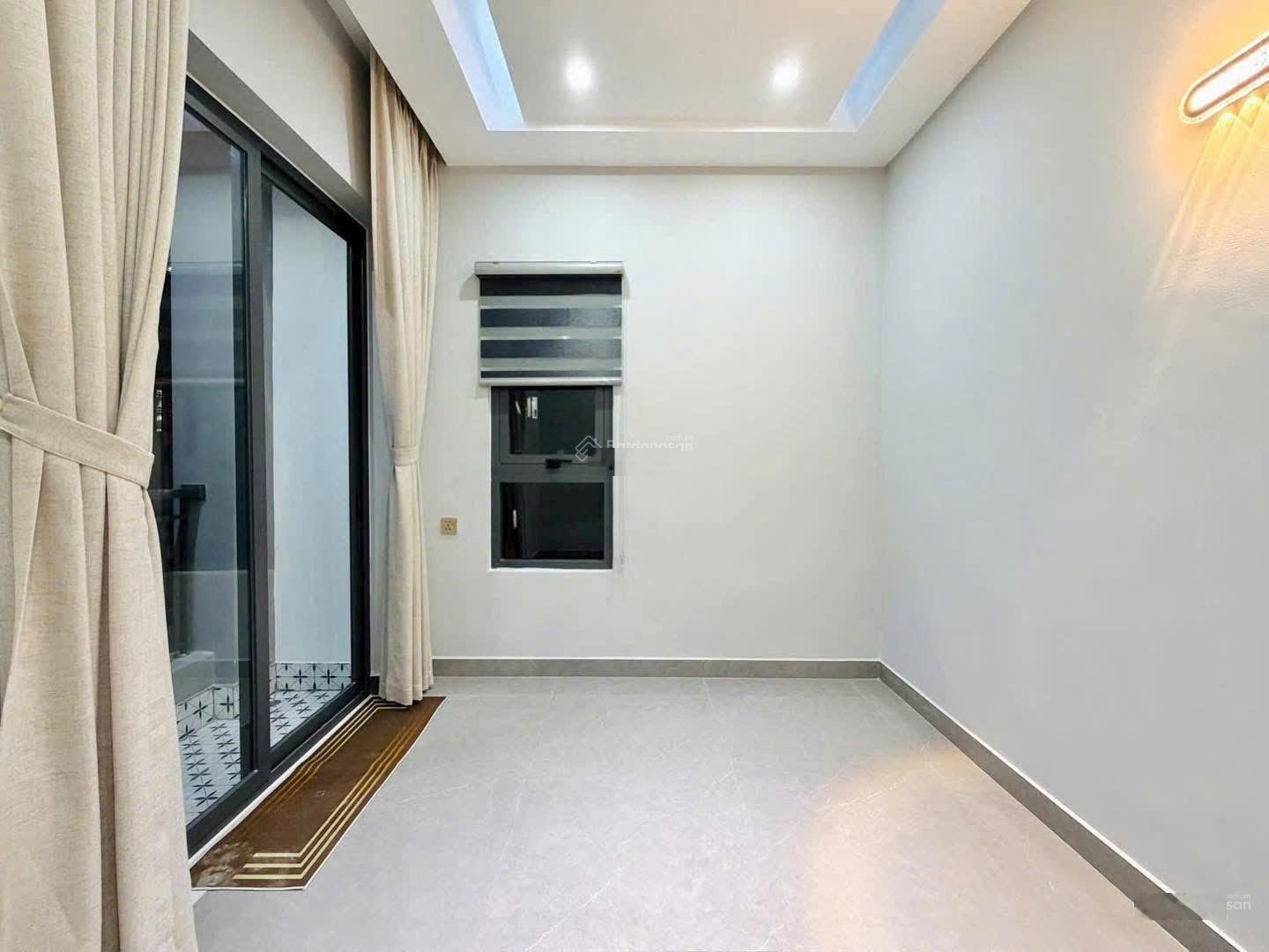 Chính Chủ Chuyển Công Tác, Đ.Lê Văn Sỹ, P6, Phú Nhuận, DT 68m2, Giá 2 tỷ 990tr, Sổ HR Chính Chủ