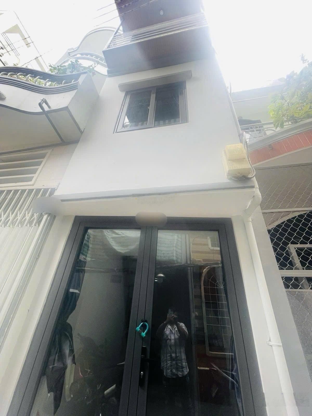 Cách mạng tháng tám - Quận 3 - chỉ 1.9tỷ