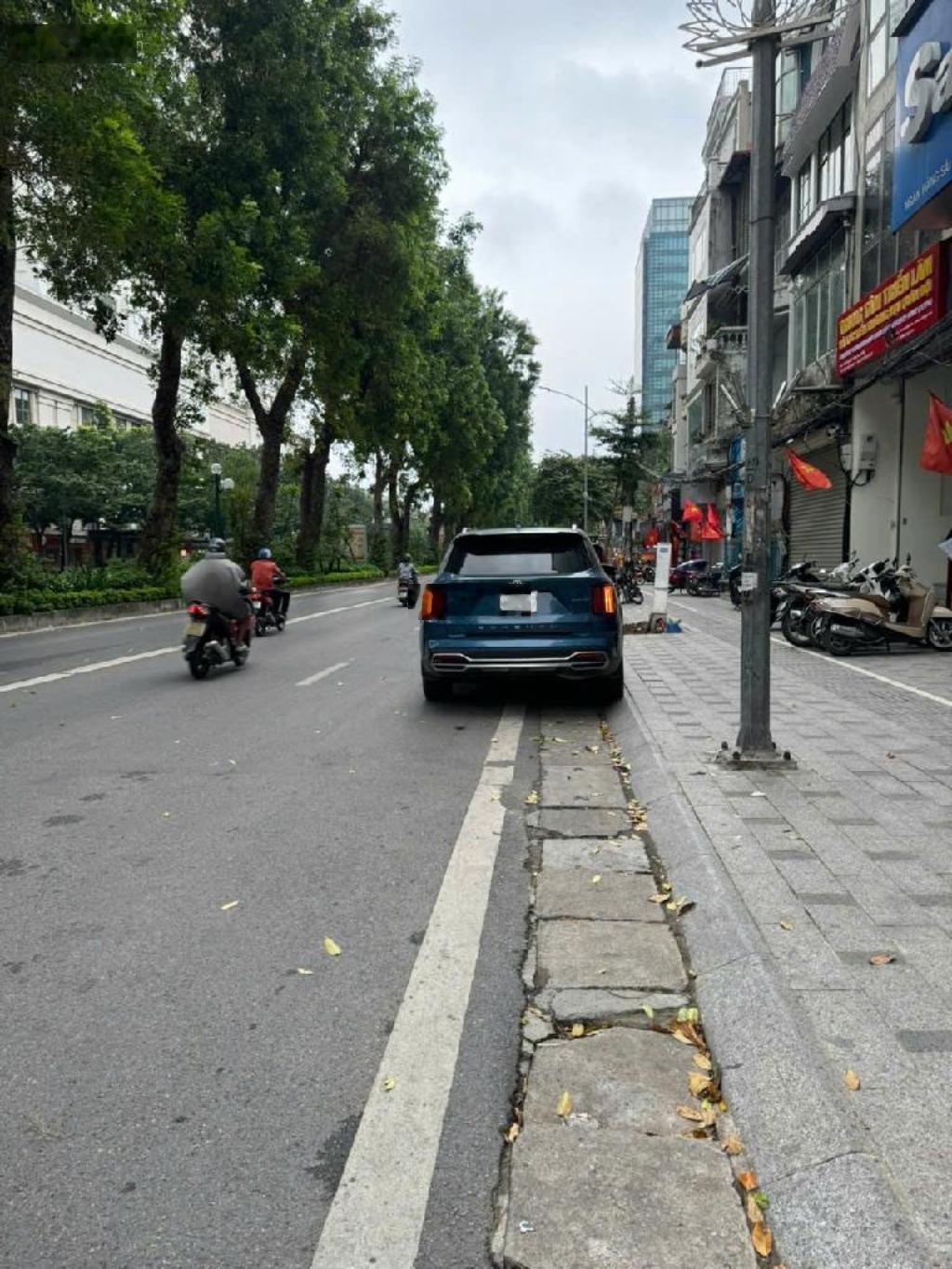 MẶT PHỐ Giảng Võ, có hầm, 10 tầng thang máy, kinh doanh, trung tâm, cực hiếm, chỉ 88 tỷ