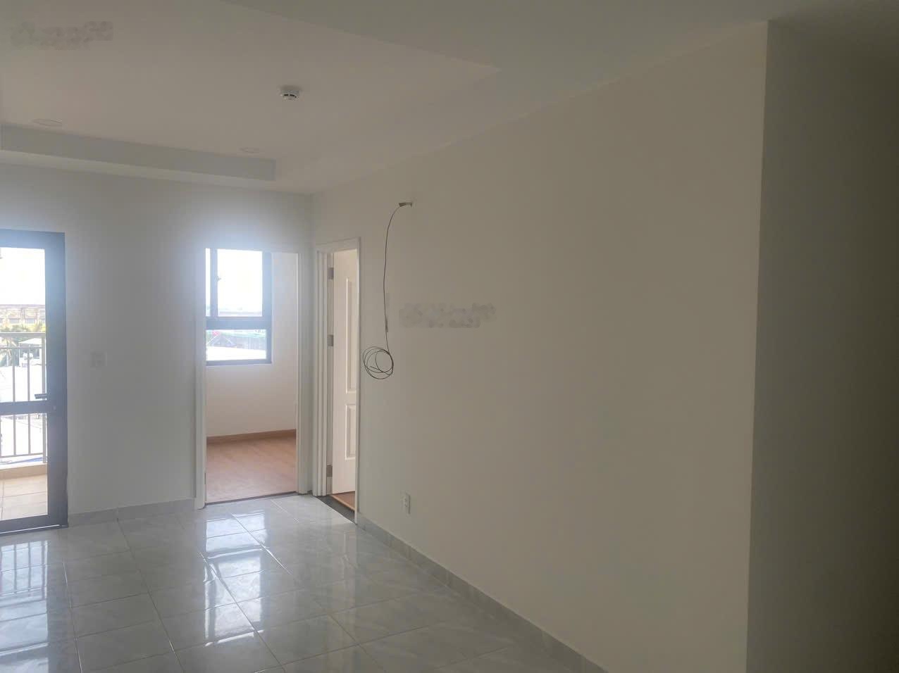 Cho thuê căn hộ Dgold gần NguyễnThi Tú. DT: 67m2- Gồm 2PN-2 vệ sinh- 2 Ban công Giá: 5.5triệu