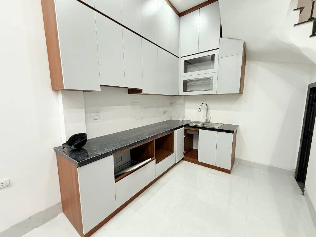 Ba đình 5 tầng - nhà dân xây mới đẹp-full nội thất-nhinh 7 tỷ