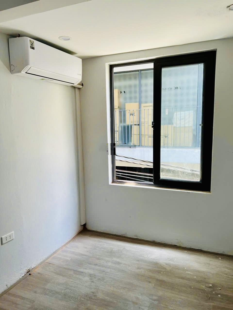 Cần bán gấp nhà 4 tầng ngõ Trần Khát Chân phường Đồng Nhân quận Hai Ba Trưng