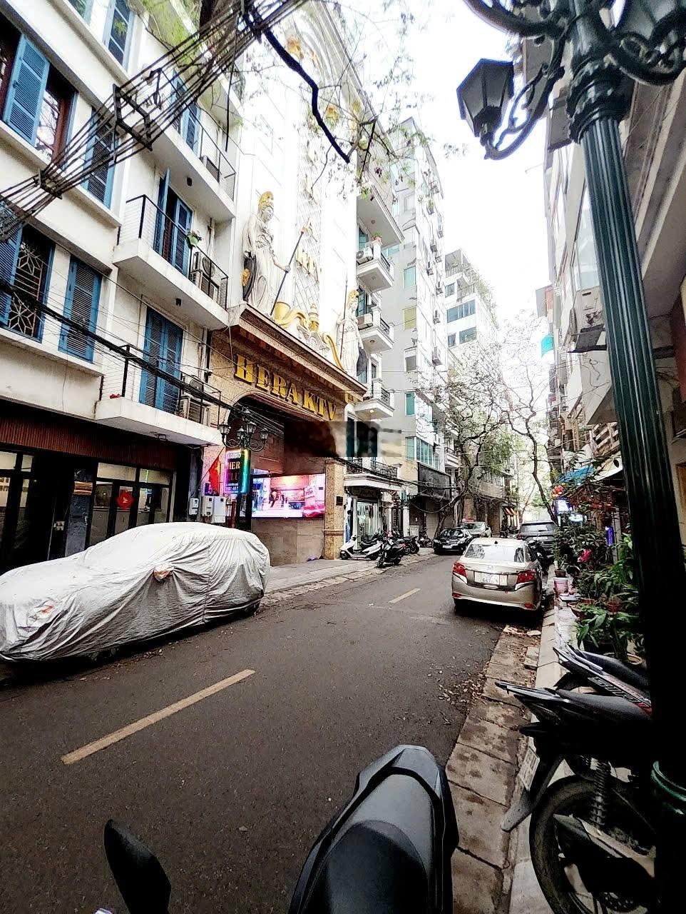 Toà nhà mặtphố-kinh doanh dòng tiền khủng