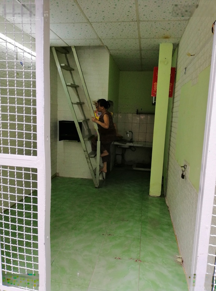 Cho thuê nhà nhỏ nguyên căn đường Lũy Bán Bích, Tân Phú