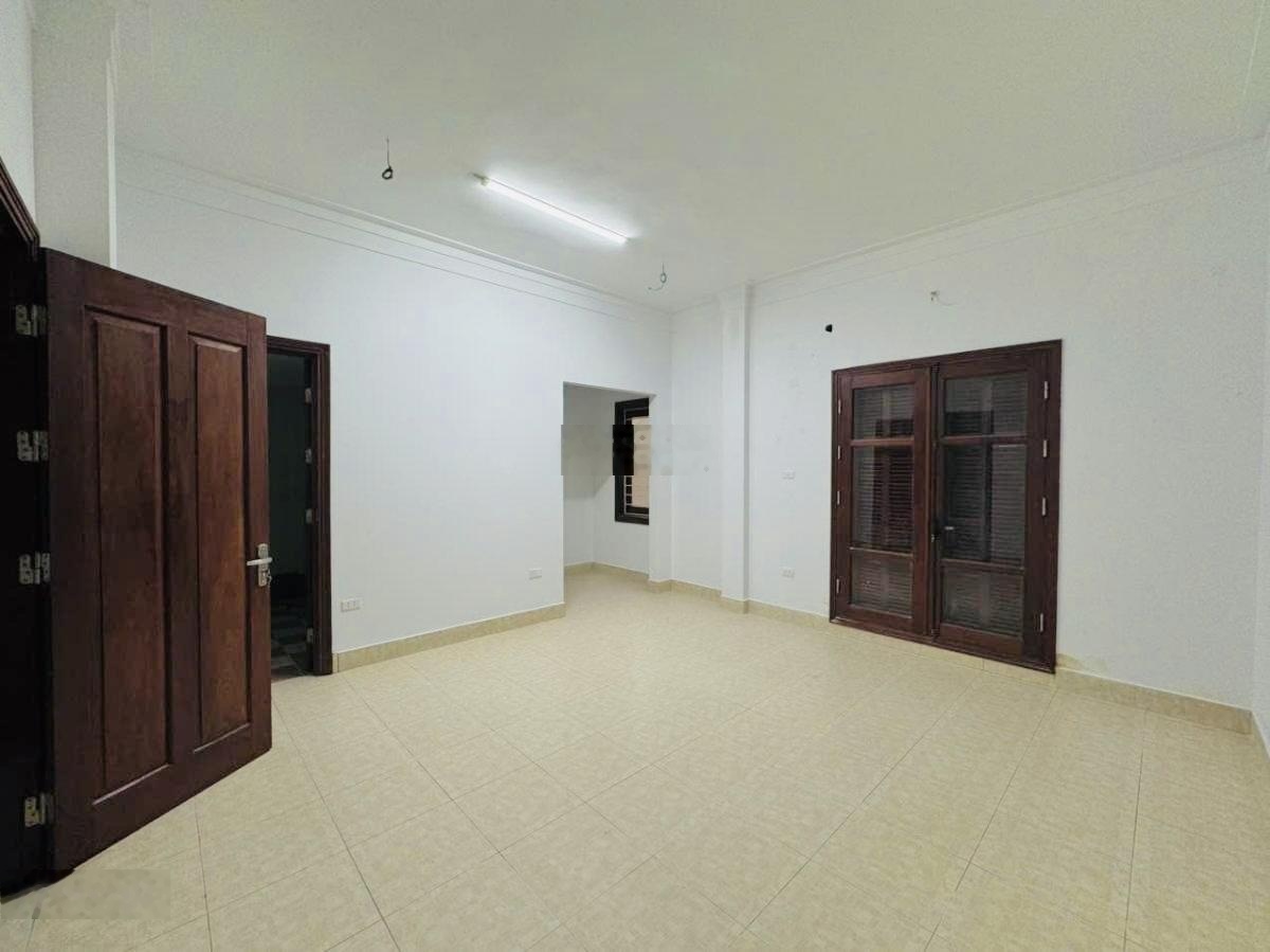 Lô góc ba đình - phân lô vỉa hè ô tô tránh dừng đỗ - ngõ thông kinh doanh - 90m hơn 31 đồng