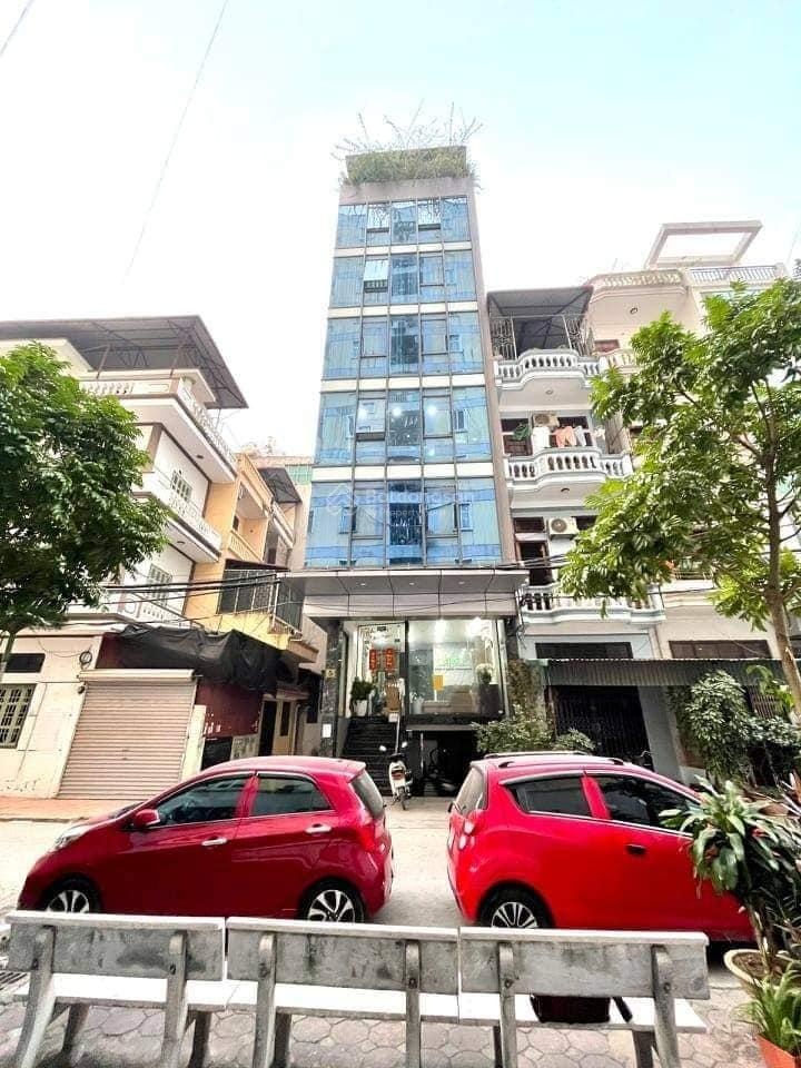 Chính chủ bán nhà 5 tầng phân lô ô tô tránh phố Giảng Võ 60m2 chỉ 19.5 tỷ, ô chờ thang máy