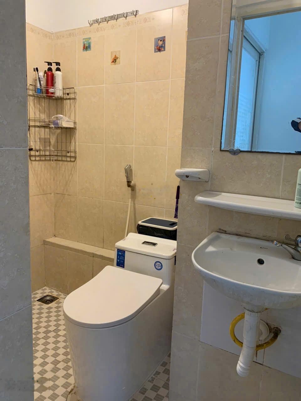 Cho thuê căn hộ CC Thái An, Nguyễn Văn Quá, Q12. Giá 6tr5 45m 1PN