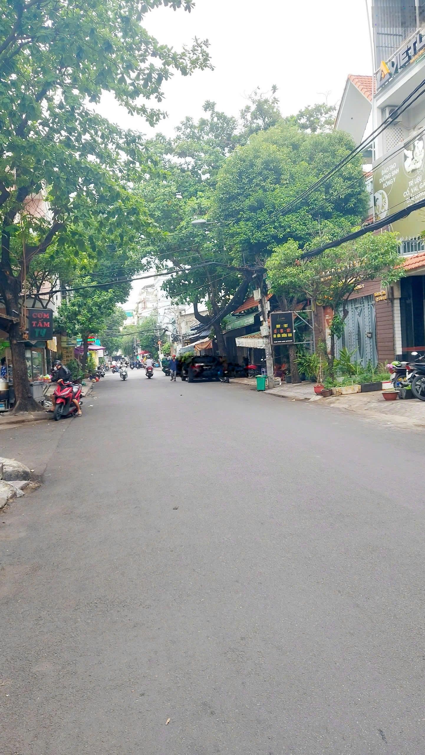 Nhà góc 2 mặt tiền Trường Sơn Cư Xá Bắc Hải, Quận 10