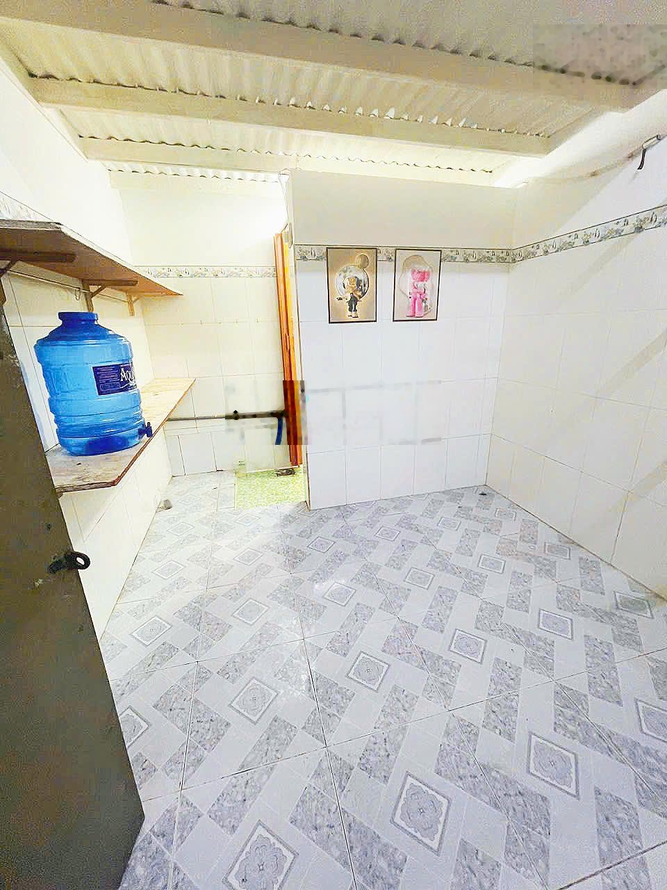 Phòng có gác máy lạnh giá rẻ chỉ từ 2tr2 Hương lộ 2