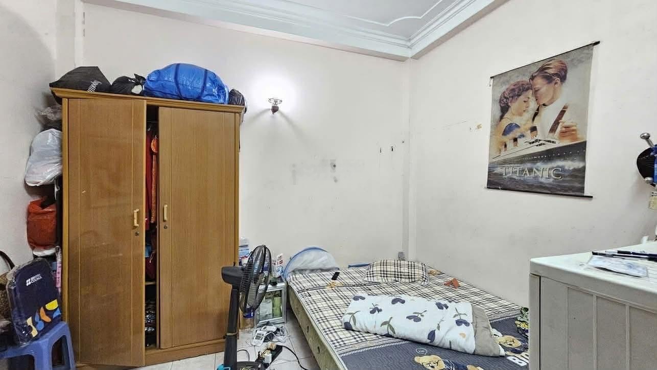 Bán nhà ngõ nông gần phố 7,5 tỷ 40m 3 tầng mt 3,8m ô tô đỗ gần phố vĩnh phúc ba đình