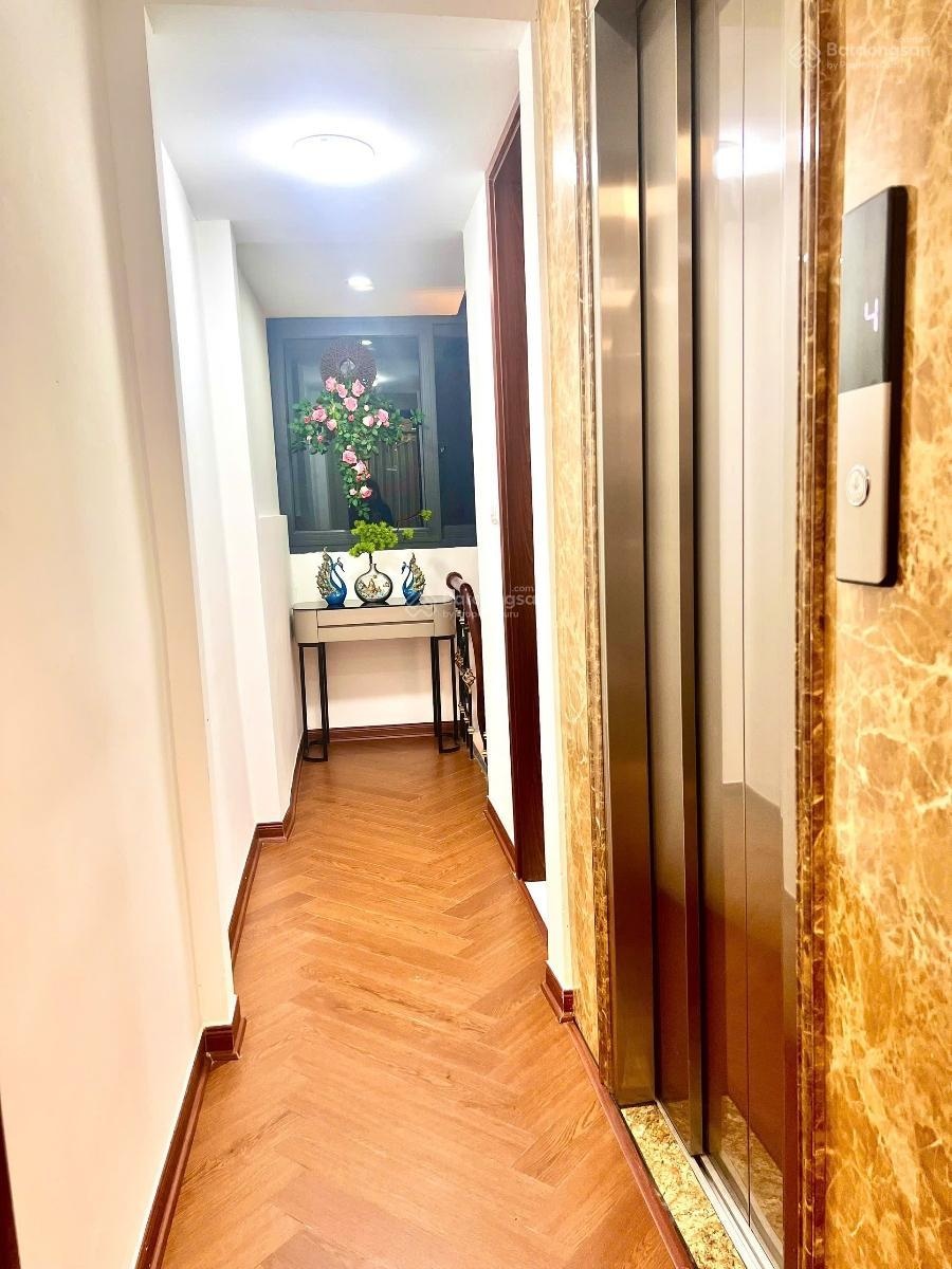 Bán Nhà Đẹp Hoàng Hoa Thám - Vị Trí Đẹp - 5 Tầng Thang Máy - Thiết Kế Hiện Đại - Full Nội Thất