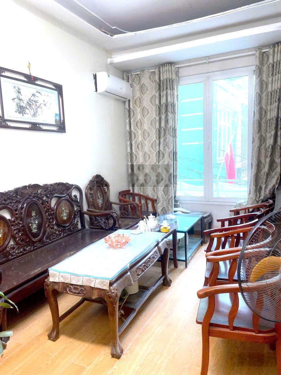 Bán nhà phố Kim Mã DT 41/43m2 x 5 tầng