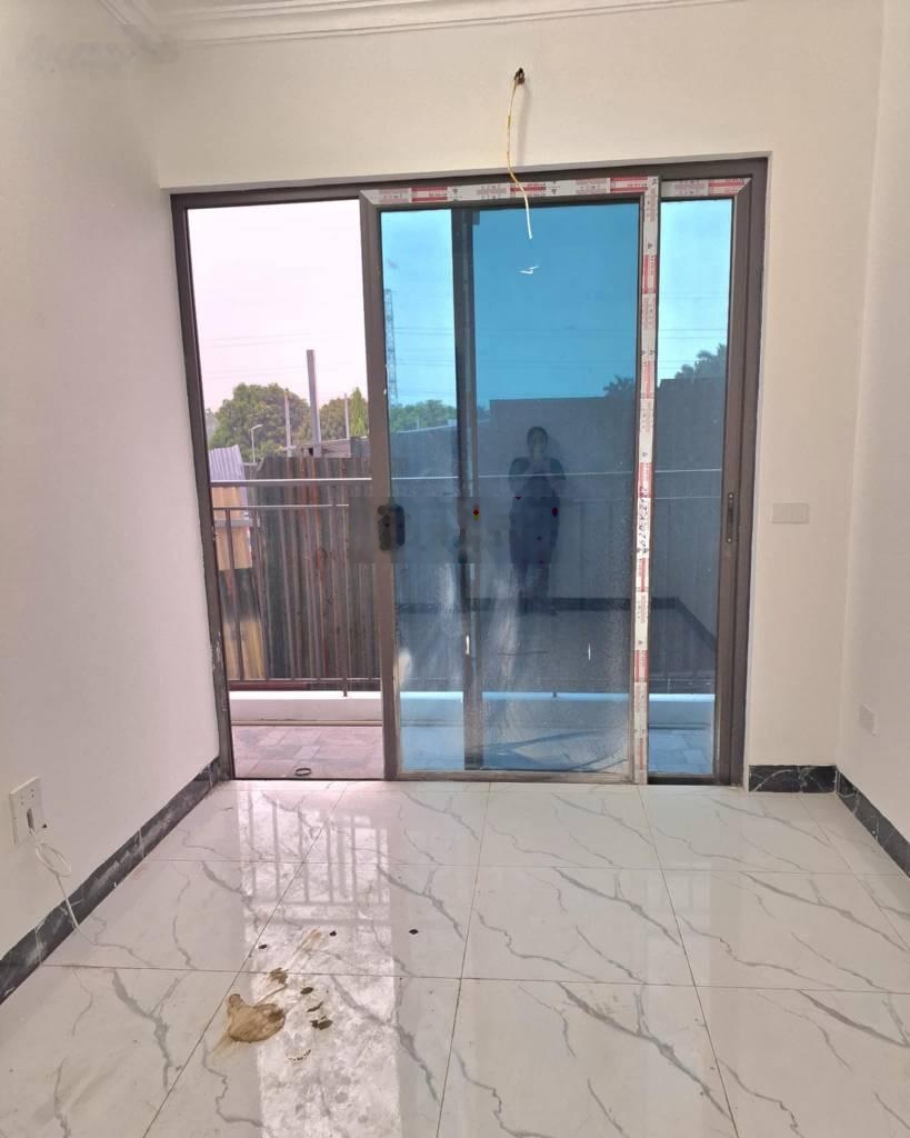 P. Hồng Hà 50m2 - 4 ngủ - nhỉnh 3 tỷ nhỏ xíu 10m ra ô tô tránh - mặt tiền quyền lực