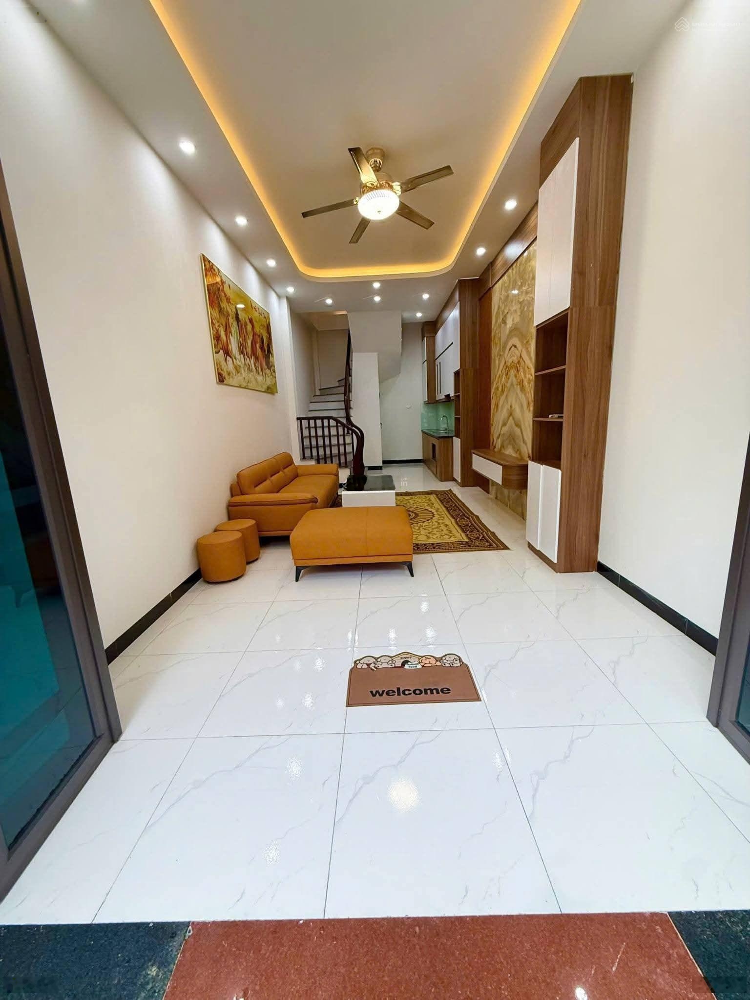 Yên nghĩa - ô tô đỗ cổng - 32m x 5tầng full nội thất ở luôn - 4 tỷ