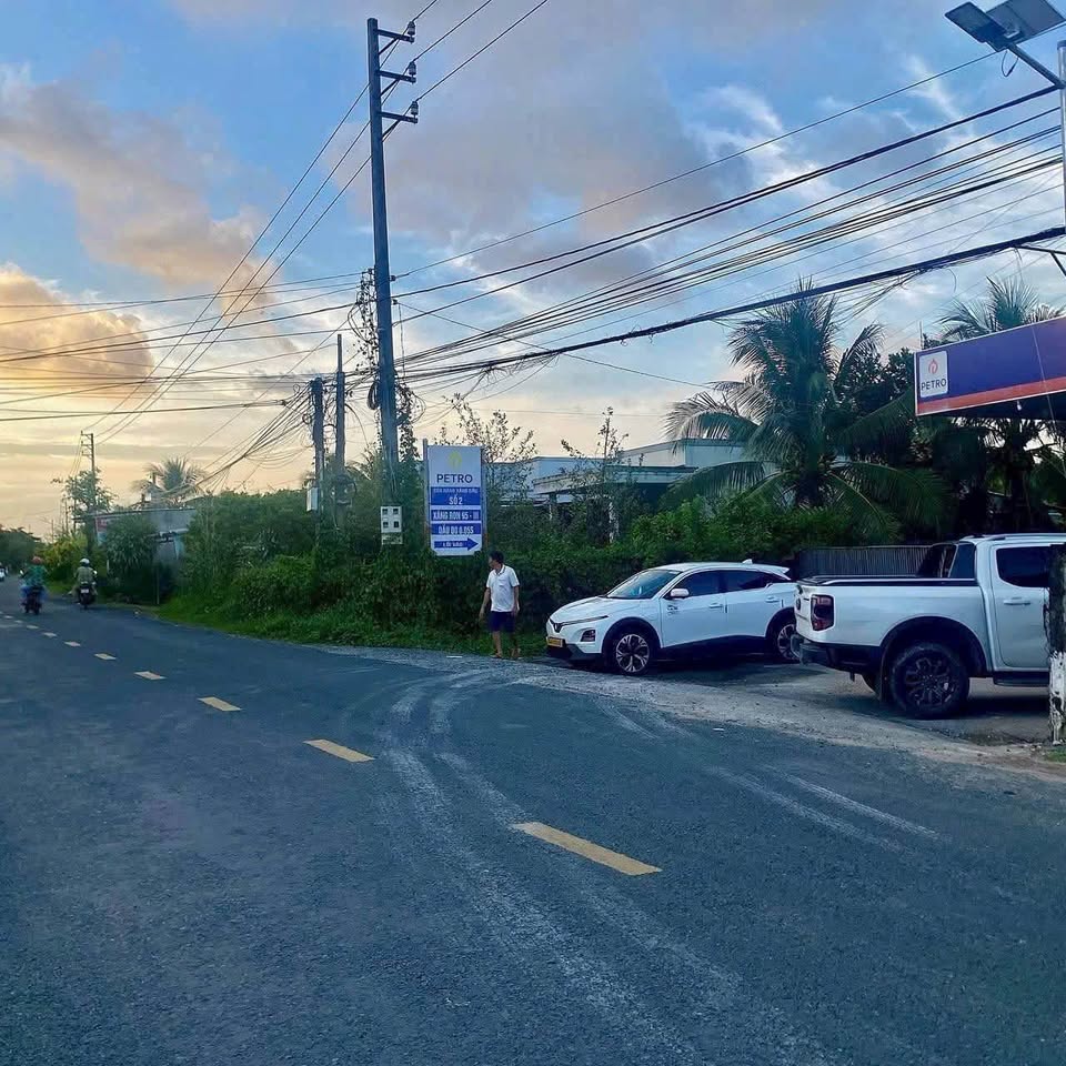 Bán gấp cây xăng mặt tiền 173 Tam Phước, Bến Tre, 566m², 3 tỷ