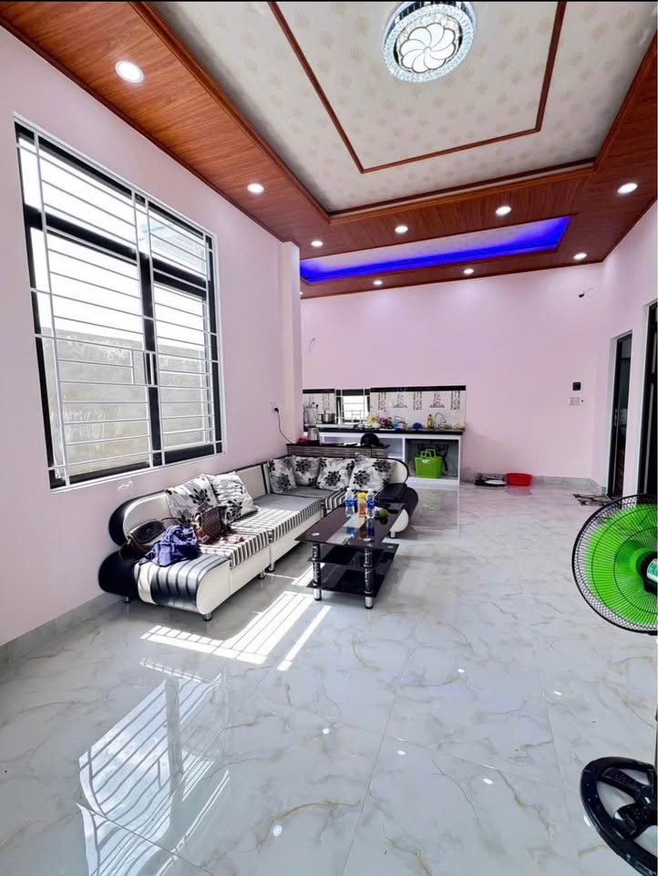 Nhà xinh xắn 1,5 tỷ, full nội thất, dọn vào ở ngay