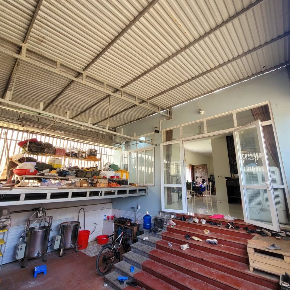 Siêu phẩm nhà cấp 4 với diện tích khủng 373.5m2, ngang 6.8m và có nở hậu tài lộc