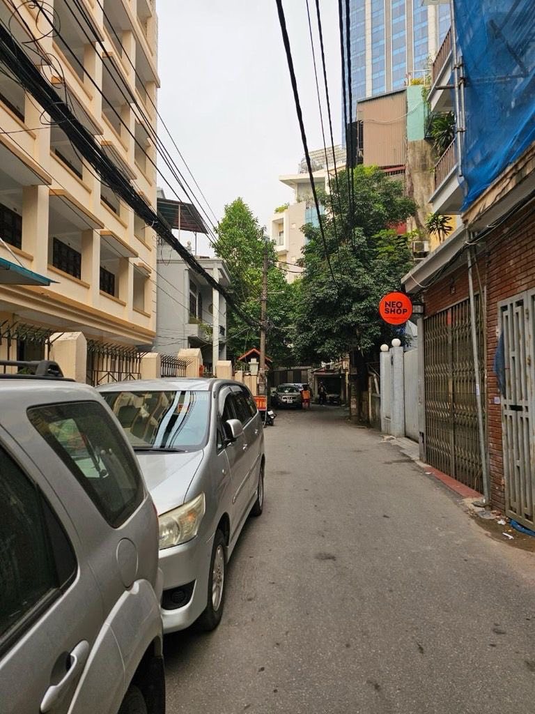 Nhà Ngọc Khánh, Ba Đình 83m2, mặt tiền 5m, 3 thoáng, ô tô tránh, chủ xây tâm huyết, ở sướng