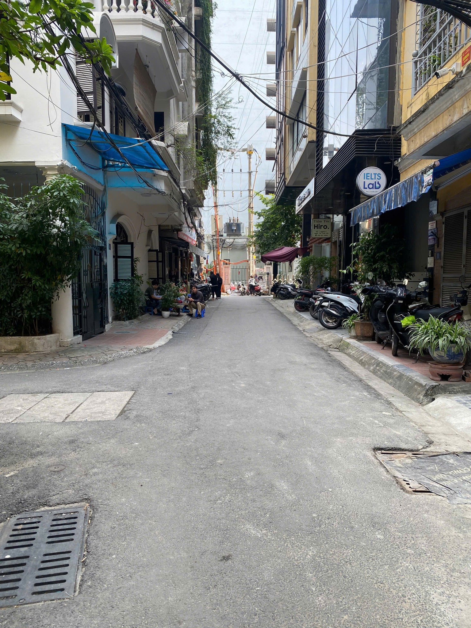 Đống Đa, lô góc 60m2, 3 thoáng, ô tô tránh, vỉa hè kinh doanh, sổ đỏ nét