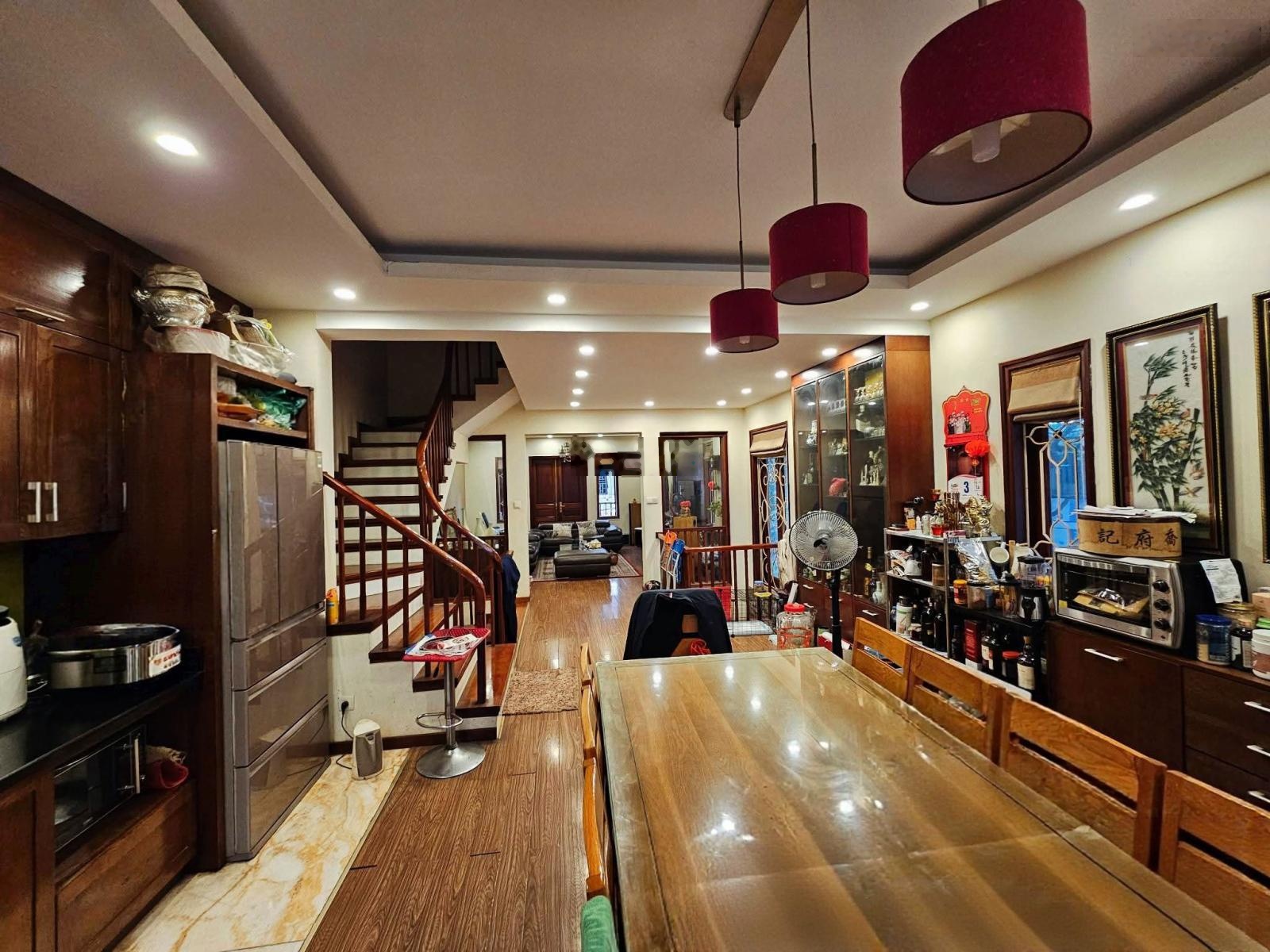 Bán Nhà Ngọc Khánh - Phân Lô Cán Bộ - Oto Tránh, Dừng Đỗ - 3 Mặt Thoáng - 83m - 5 Tầng - MT 5,3m