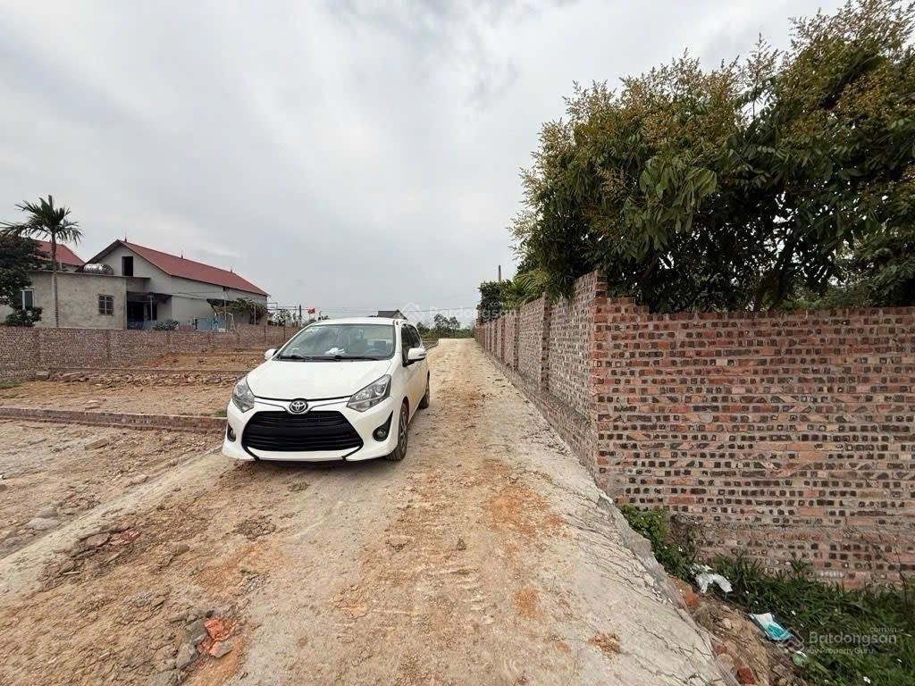 Lô đất vị trí đẹp dân cư ổn định đi lại cực tiện Diện tích 80m thổ cư, mặt tiền rộng,