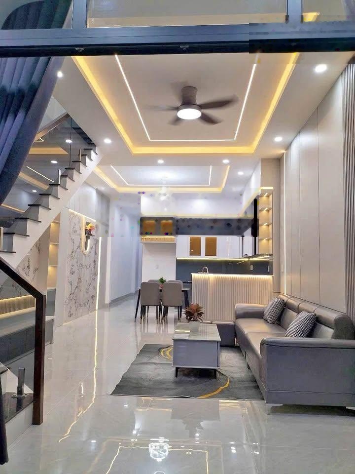 Nhà Bình Tân 1 Lầu Mới Hoàn Công, Thổ Cư 100%, Full Công Năng 2PN, 2WC Chỉ 1.85 Tỷ, 1 Căn Duy Nhất!