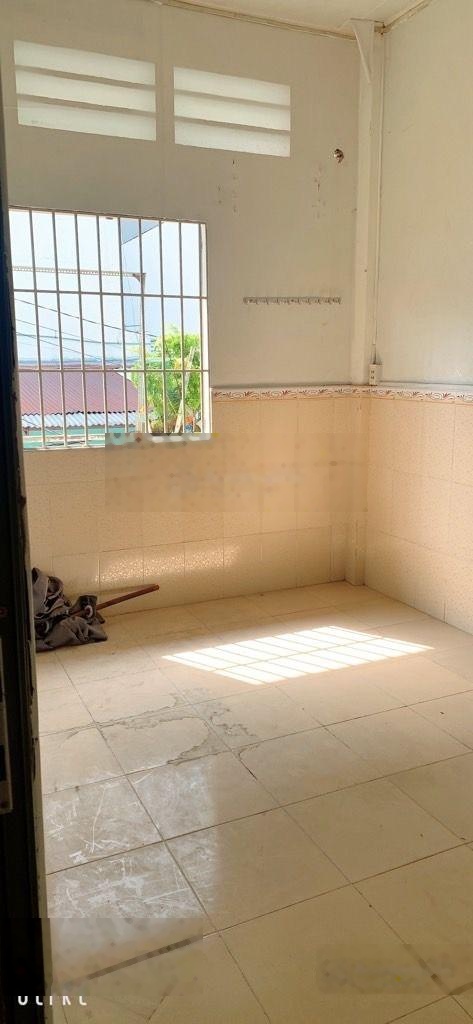 Bán gấp căn Tây Thạnh sổ hồng riêng 2 phút đến ga Metro số 2 giá chỉ 1.7 tỷ DT: 36m2 2PN 1WC