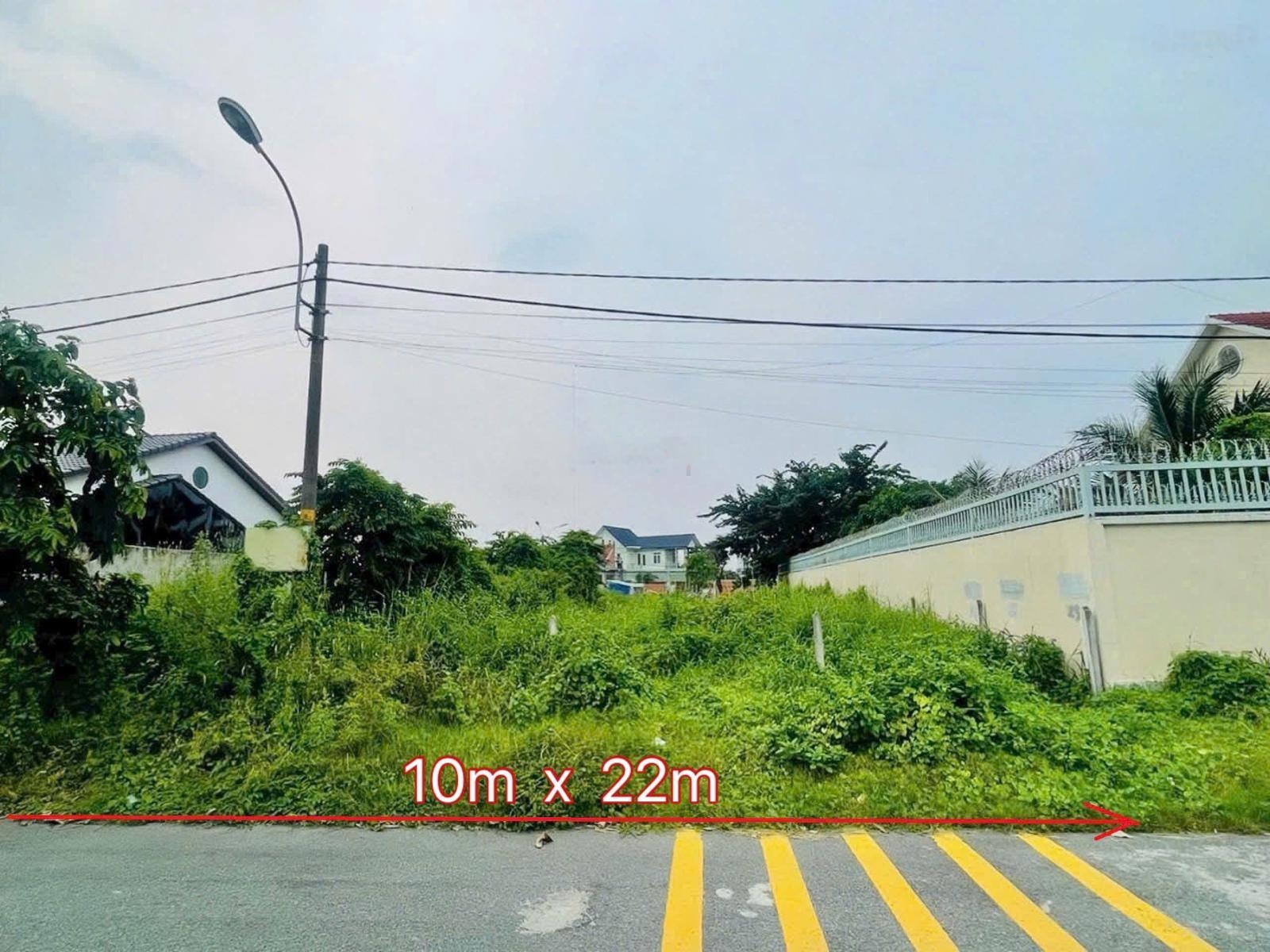 Chủ gửi bán gấp lô đất 224,5m2 mặt tiền nhữ tiến hiến, thị trấn củ chi - giá 890 triệu